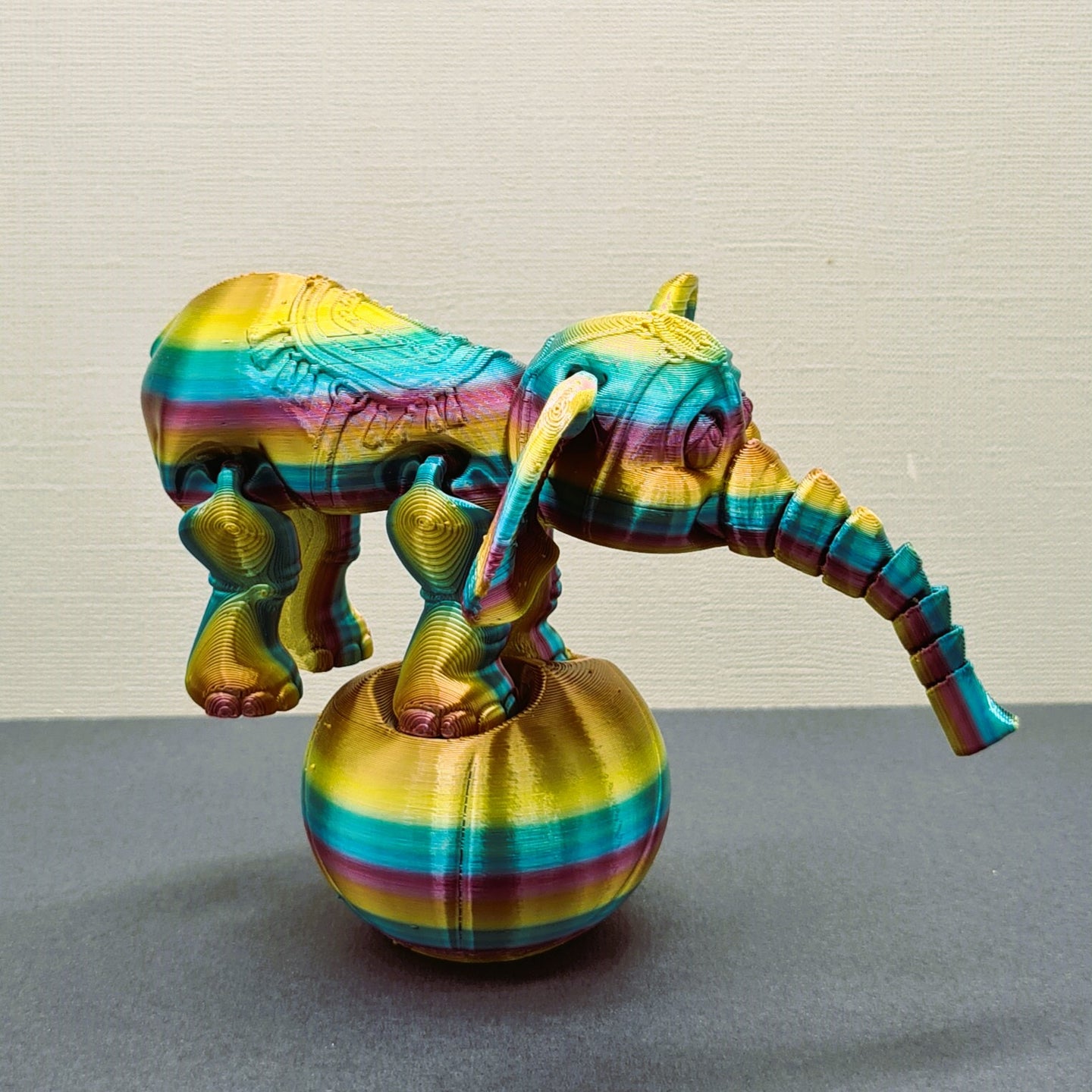 Flexi Factory Silk Rainbow Balancing Elephant and Small Ball